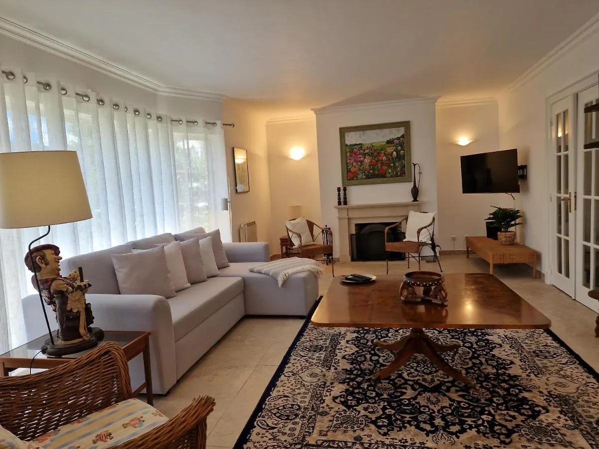 Rent4Rest Golf Lovers Paradise 4Br Villa With Pool Sintra 0*,  Portugal