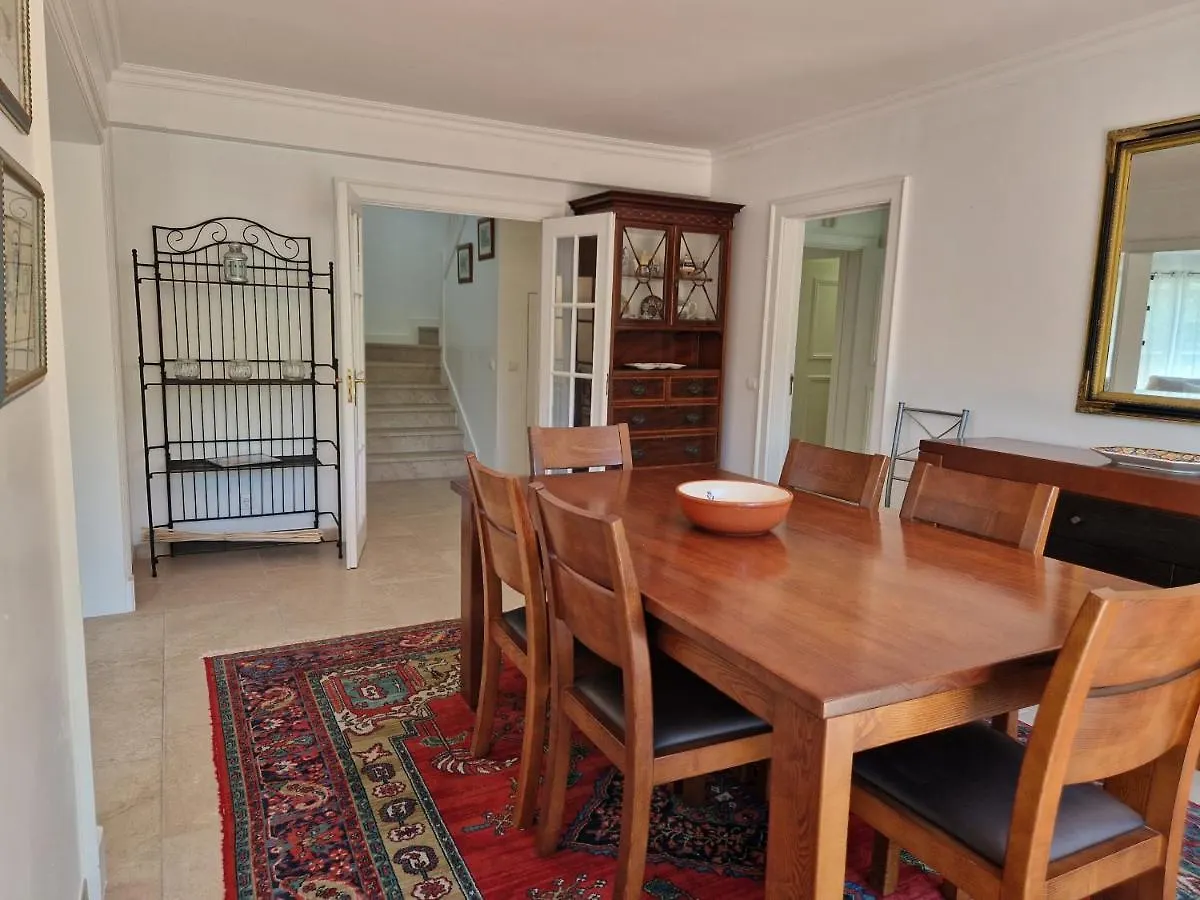 Rent4Rest Golf Lovers Paradise 4Br Villa With Pool Sintra 0*,  Portugal